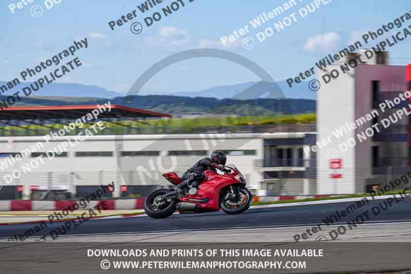 Circuito de Navarra;Spain;event digital images;motorbikes;no limits;peter wileman photography;trackday;trackday digital images